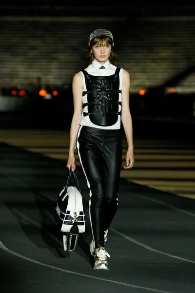 Look 68